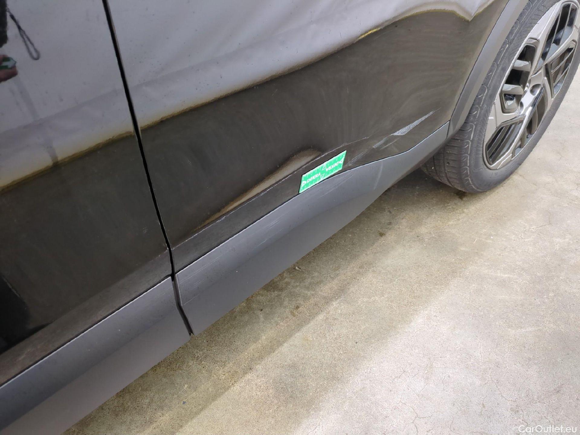  Citroen  C4  X Feel Pack 1.2 PureTech 130CV BVA8 6E / GARANTIE STELLANTIS 10 ANS VOIR PHOTO 2 #16