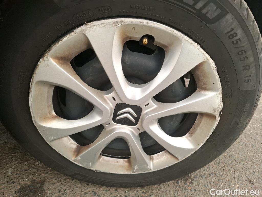  Citroen  C3   Société / 2020 / 5P / Berline PureTech 83 SS BVM Feel Nav / GARANTIE STELLANTIS 10 ANS VOIR PHOTO 2 #26