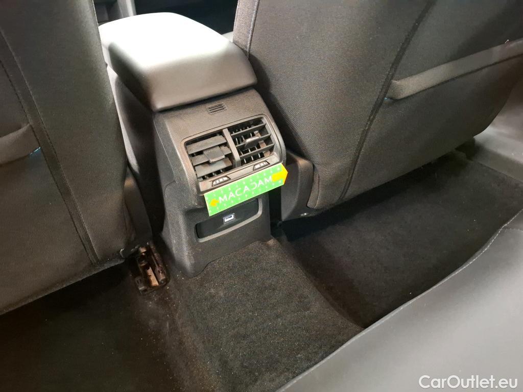  Citroen  C4   X / 2022 / 4P / Berline PureTech 130 SS EAT8 Feel Pack / GARANTIE STELLANTIS 10 ANS VOIR PHOTO 2 #32