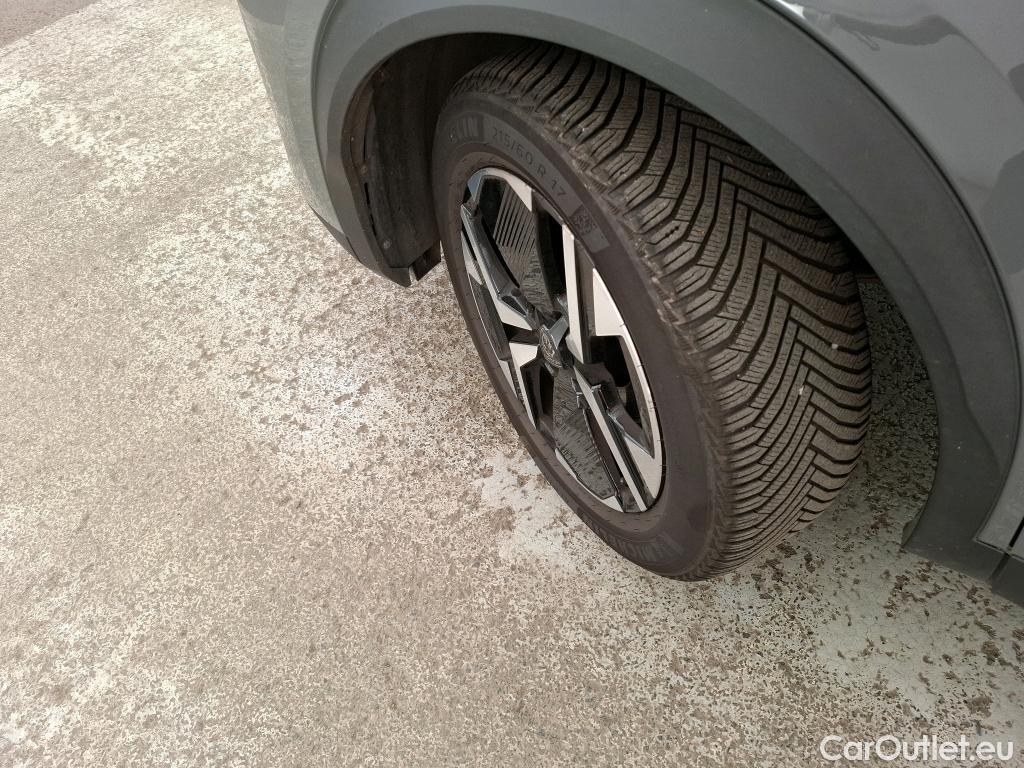  Peugeot  2008   / 2023 / 5P / Crossover PureTech 130 SS EAT8 ALLURE / GARANTIE STELLANTIS 10 ANS VOIR PHOTO 2 #8