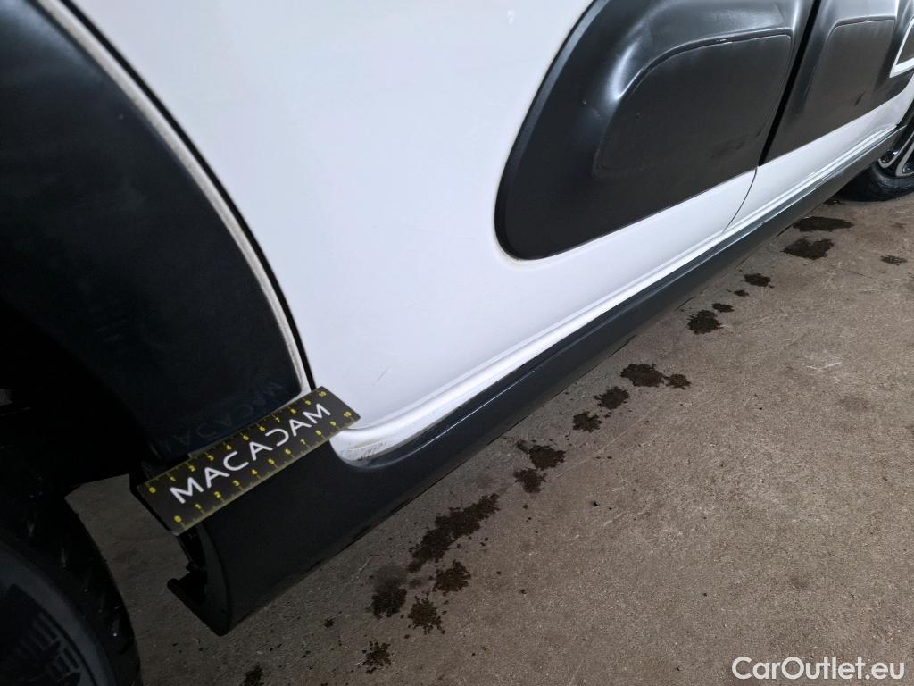  Citroen  C3   Société / 2020 / 5P / Berline / VU PureTech 83 SS BVM Feel Nav / GARANTIE STELLANTIS 10 ANS VOIR PHOTO 2 #1