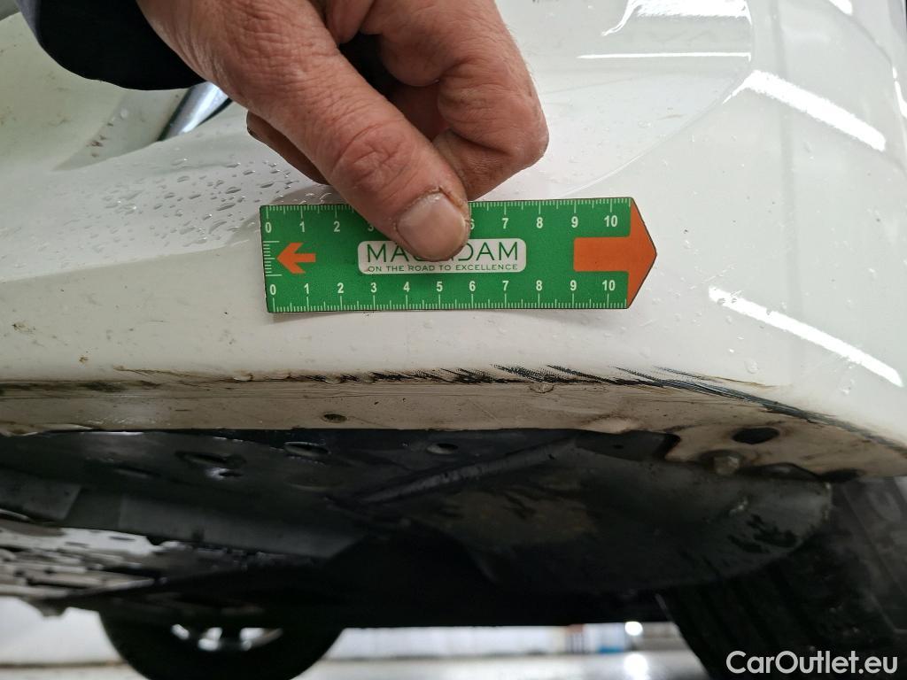  Peugeot  208   / 2019 / 5P / Berline PureTech 100 SS Allure Pack / GARANTIE STELLANTIS 10 ANS VOIR PHOTO 2 #8