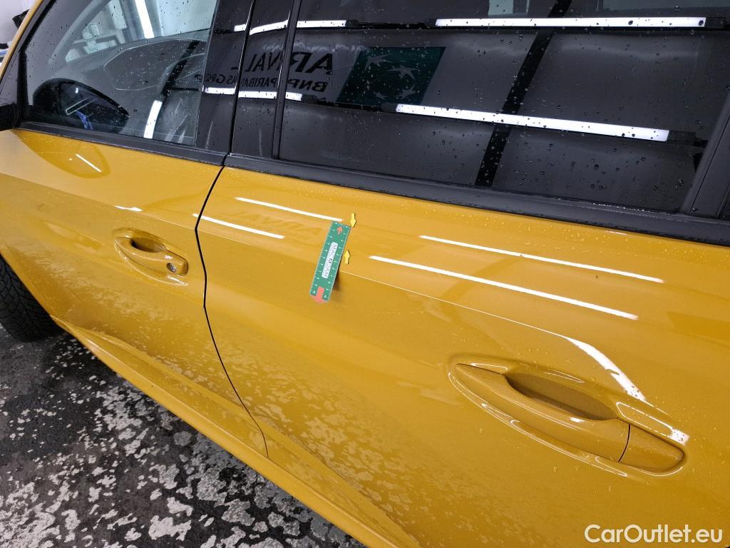  Peugeot  208   / 2019 / 5P / Berline PureTech 100 SS EAT8 Allure Pack / GARANTIE STELLANTIS 10 ANS VOIR PHOTO 2 #4