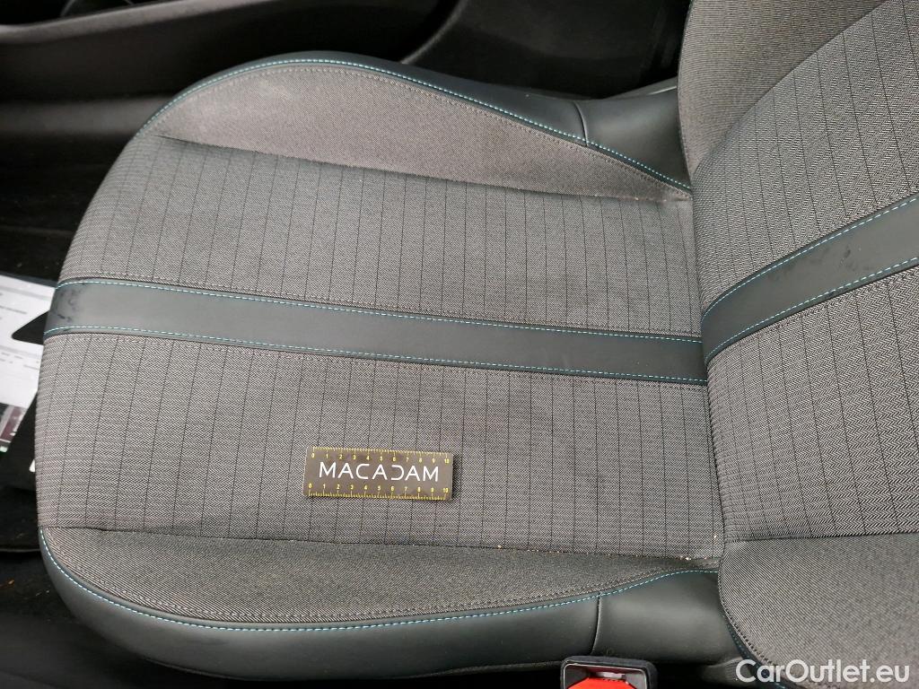  Peugeot  208   / 2019 / 5P / Berline PureTech 100 SS Allure Pack / GARANTIE STELLANTIS 10 ANS VOIR PHOTO 2 #17