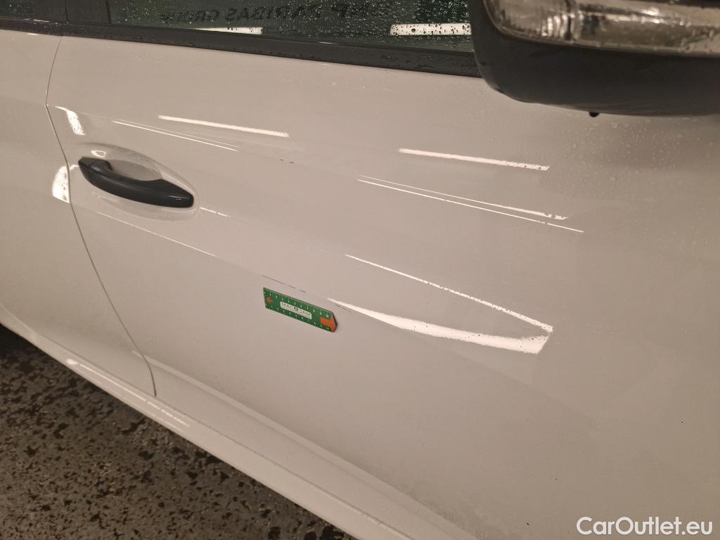  Peugeot  208   / 2019 / 5P / Berline Puretech 75 SS LIKE / GARANTIE STELLANTIS 10 ANS VOIR PHOTO 2 #10