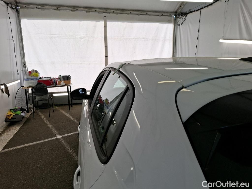  Peugeot  208   / 2023 / 5P / Berline PureTech 100 SS Active / GARANTIE STELLANTIS 10 ANS VOIR PHOTO 2 #15