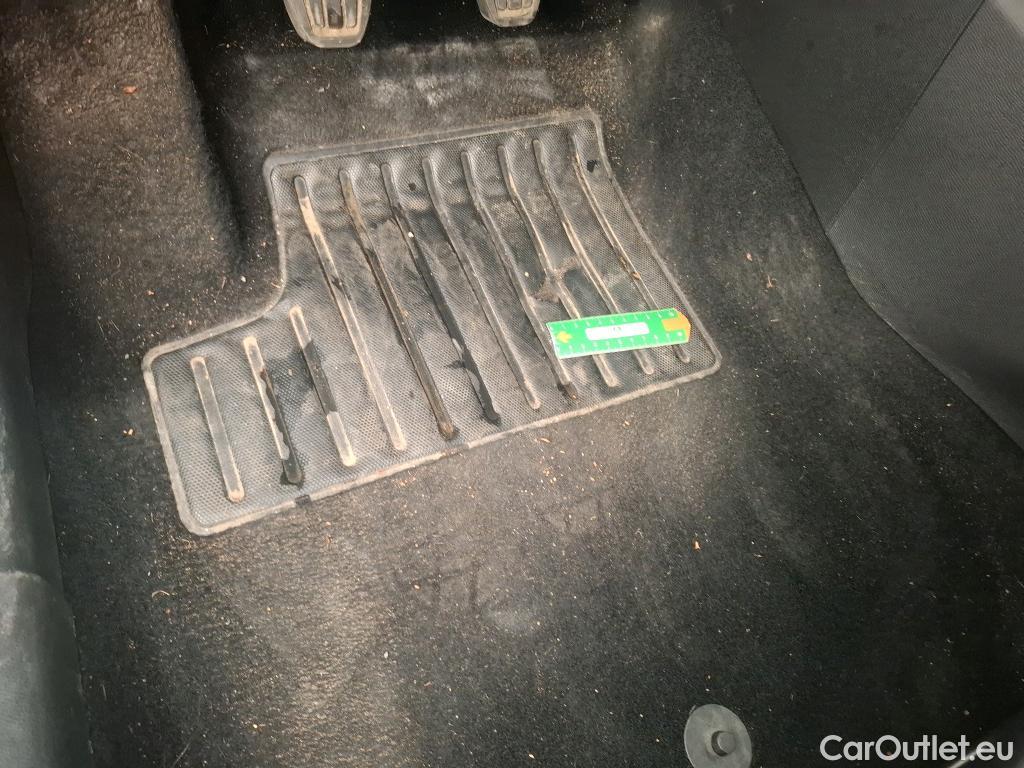 Peugeot  208   / 2019 / 5P / Berline Puretech 75 SS Active Business / GARANTIE STELLANTIS 10 ANS VOIR PHOTO 2 #34