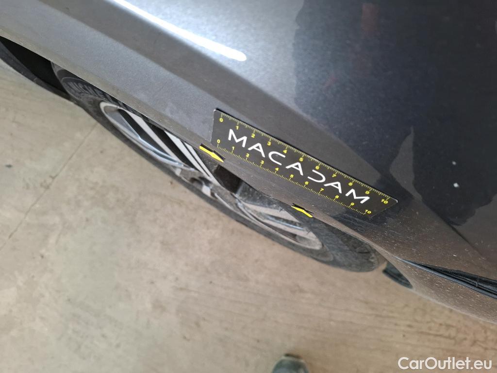  Peugeot  208   / 2019 / 5P / Berline PureTech 100 SS EAT8 Allure Pack / GARANTIE STELLANTIS 10 ANS VOIR PHOTO 2 #16