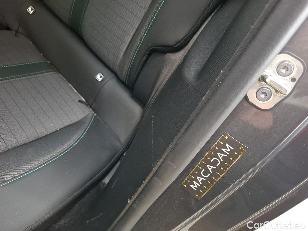  Peugeot  208   / 2019 / 5P / Berline PureTech 100 SS EAT8 Allure Pack / GARANTIE STELLANTIS 10 ANS VOIR PHOTO 2 #25
