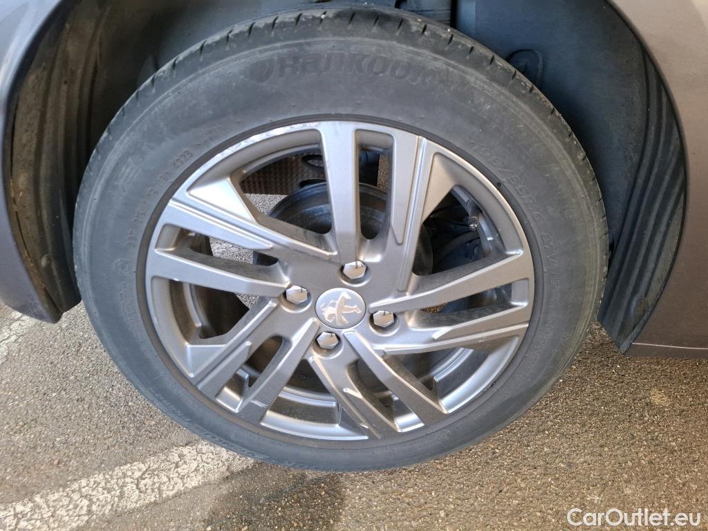  Peugeot  208   / 2019 / 5P / Berline Puretech 75 SS Active Business / GARANTIE STELLANTIS 10 ANS VOIR PHOTO 2 #38