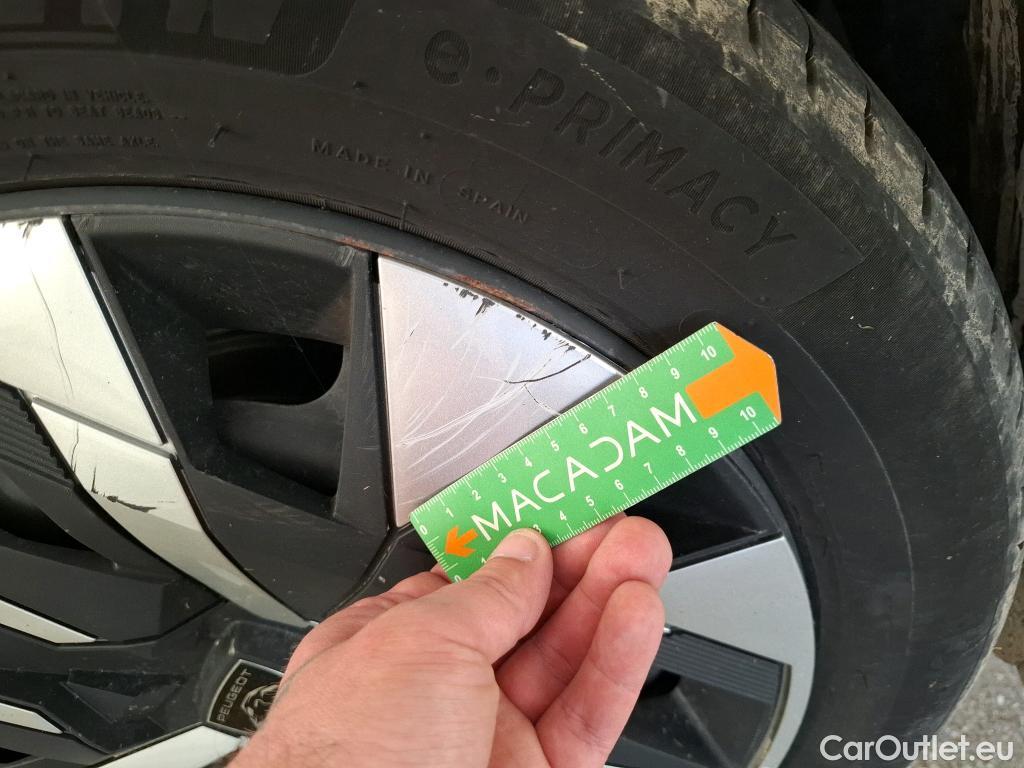  Peugeot  208   / 2023 / 5P / Berline PureTech 100 SS Active / GARANTIE STELLANTIS 10 ANS VOIR PHOTO 2 #34