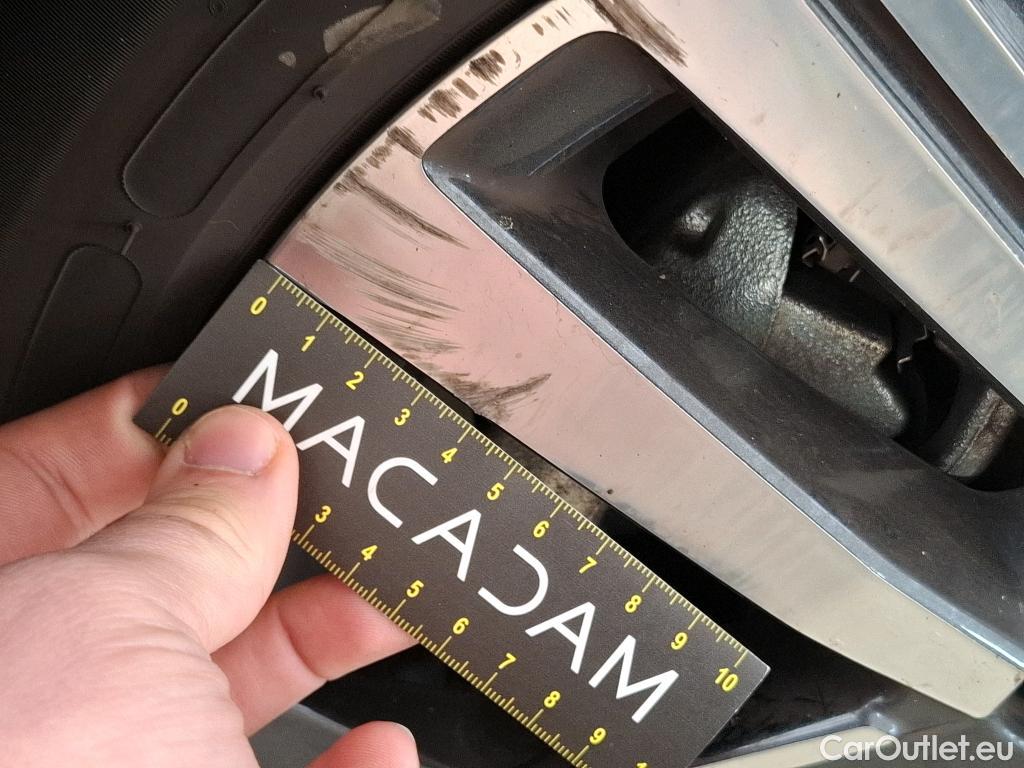  Peugeot  208   / 2019 / 5P / Berline PureTech 100 SS EAT8 Allure Pack / GARANTIE STELLANTIS 10 ANS VOIR PHOTO 2 #19