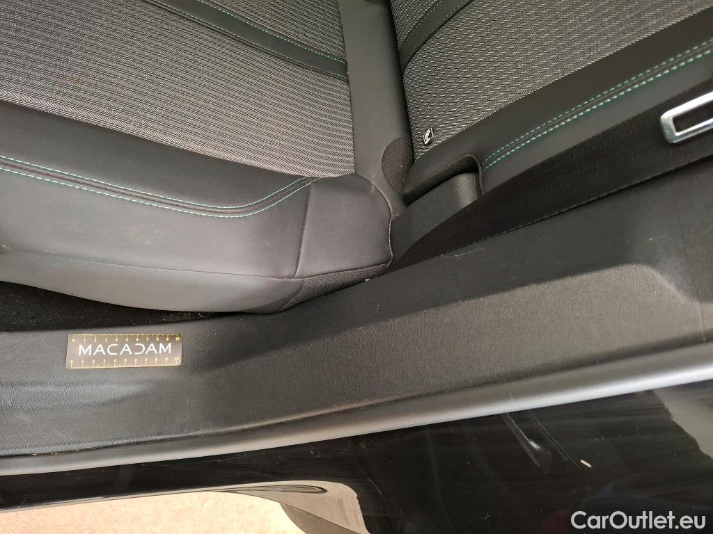  Peugeot  3008   / 2020 / 5P / SUV PureTech 130 SS Allure Pack / GARANTIE STELLANTIS 10 ANS VOIR PHOTO 2 #19