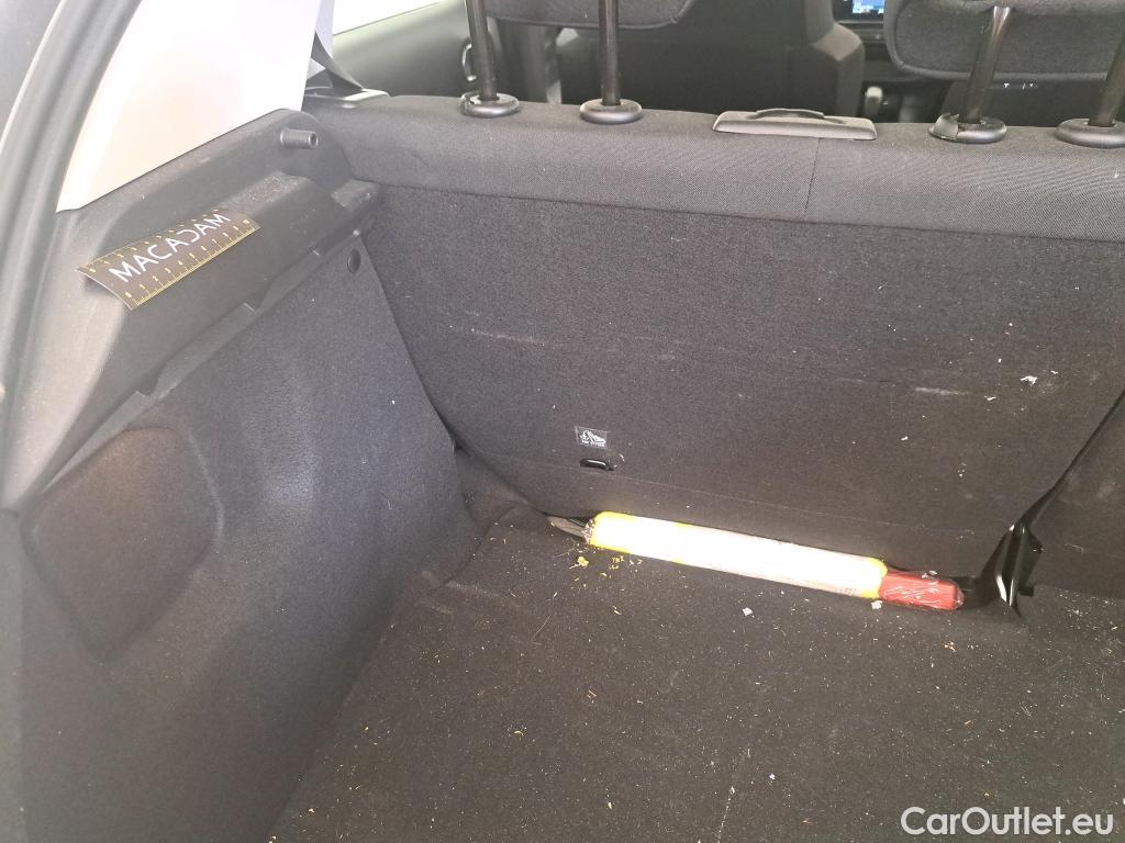  Citroen  C3  Feel Pack 1.2 PureTech 80CV BVM5 E6d #10
