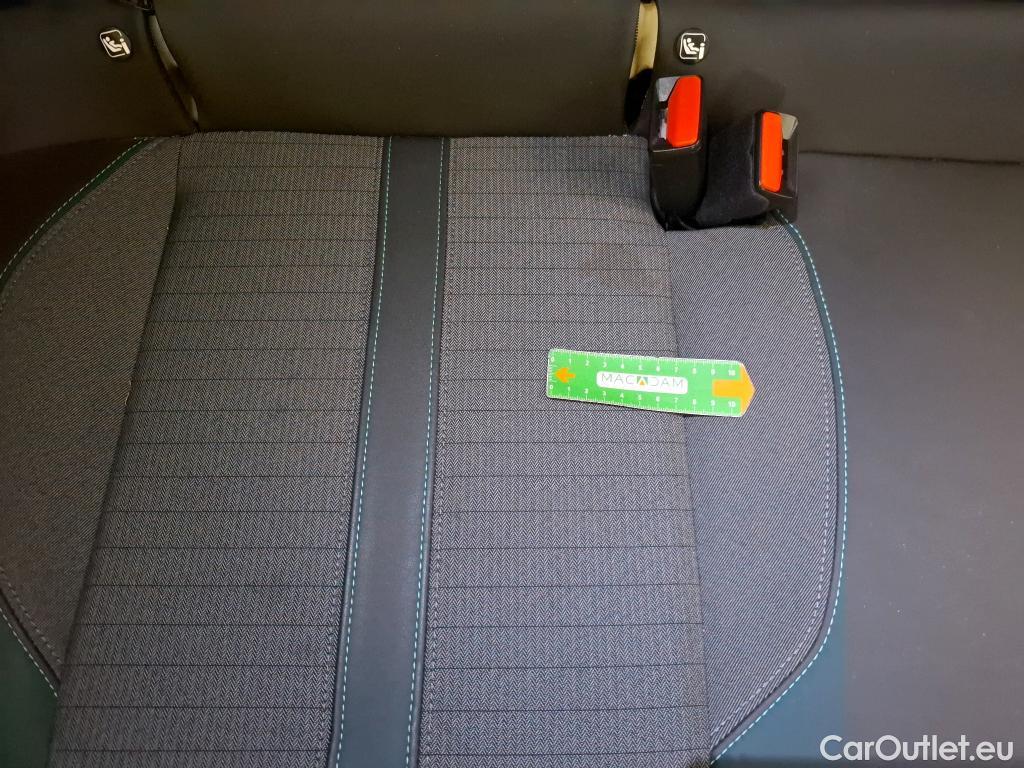  Peugeot  2008  Allure Pack 1.2 PureTech 130CV BVA8 E6d #23