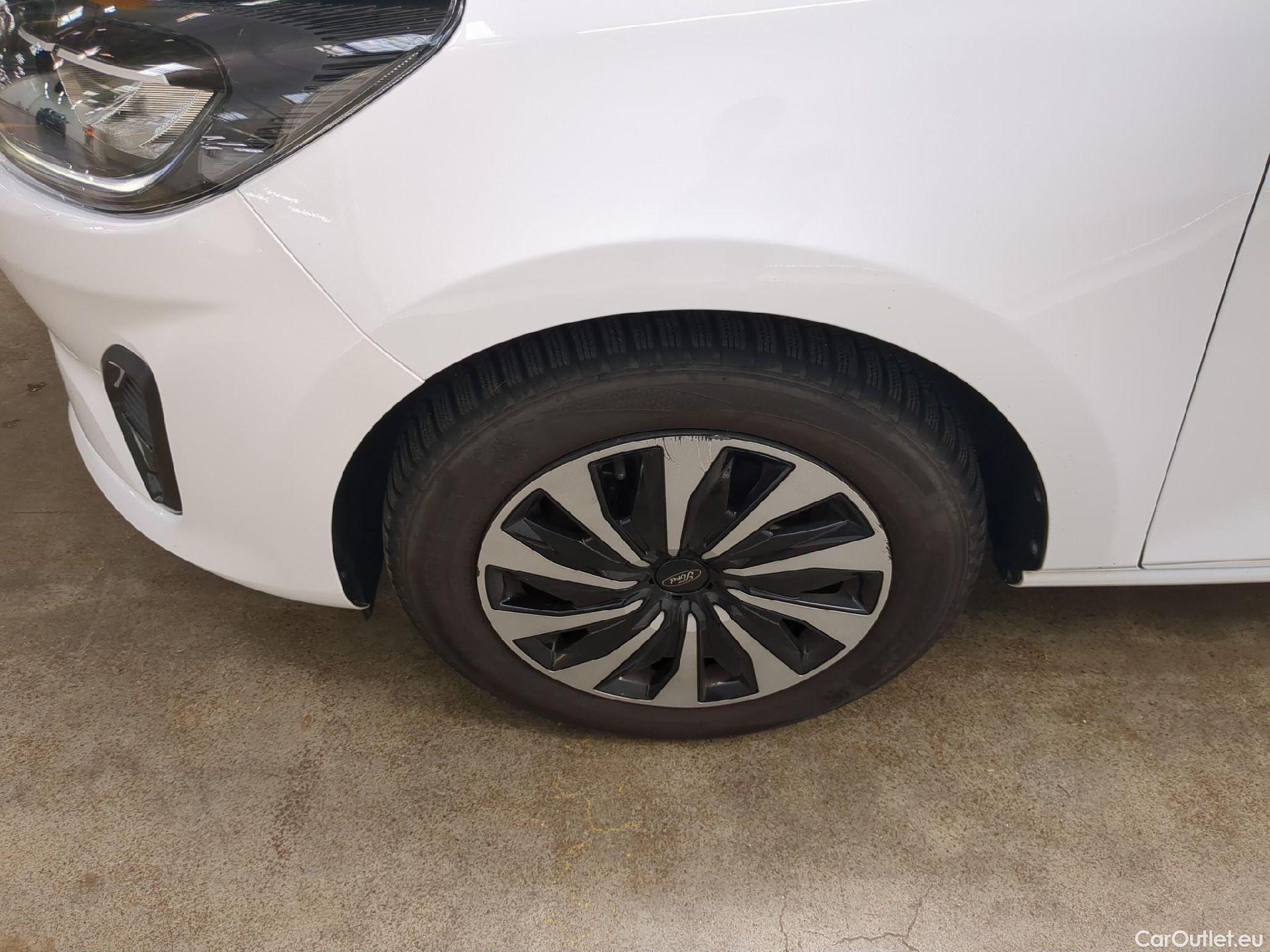  Ford  Fiesta  Titanium 1.0 EcoBoost #1