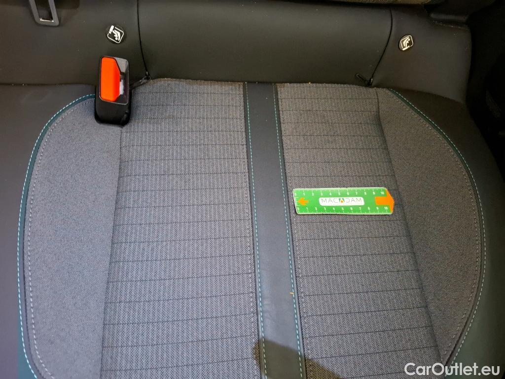  Peugeot  2008  Allure Pack 1.2 PureTech 130CV BVA8 E6d #24