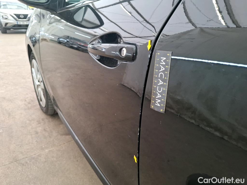  Peugeot  208  Allure Business 1.2 PureTech 110CV BVM6 E6dT #48