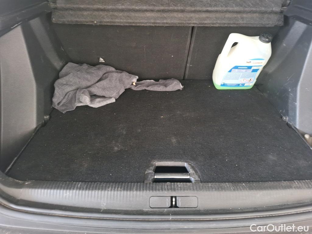  Peugeot  2008  Allure Pack 1.2 PureTech 130CV BVA8 E6d #5
