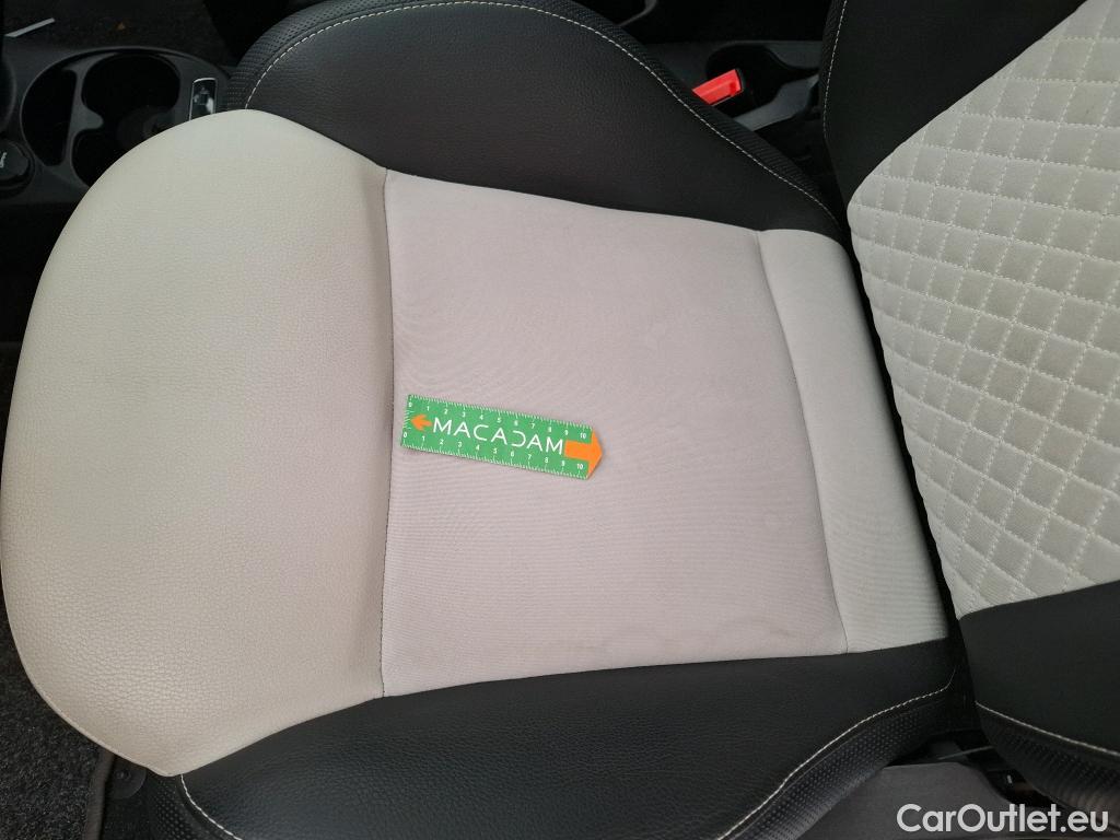  Fiat  500 FIAT  2015 3P Berline Hybrid 1 0 BSG 70 ch Dolcevita #4