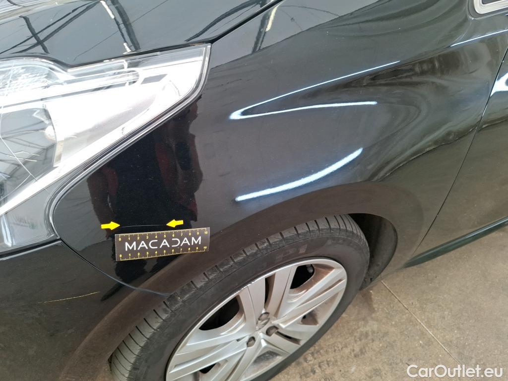  Peugeot  208  Allure Business 1.2 PureTech 110CV BVM6 E6dT #45