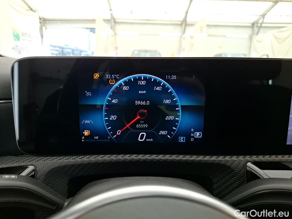  Mercedes  A-Klasse MERCEDES-BENZ Classe A Compact / 2018 / 5P / Berline A 180 Business Line 7G-DCT #12