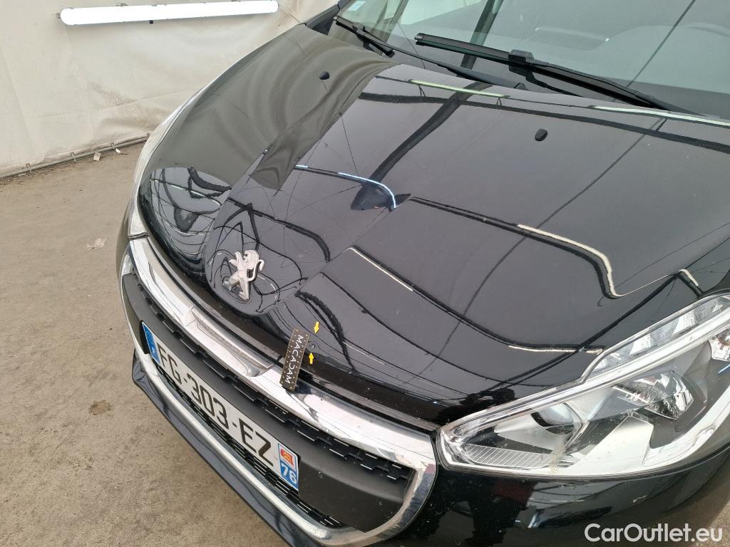  Peugeot  208  Allure Business 1.2 PureTech 110CV BVM6 E6dT #19