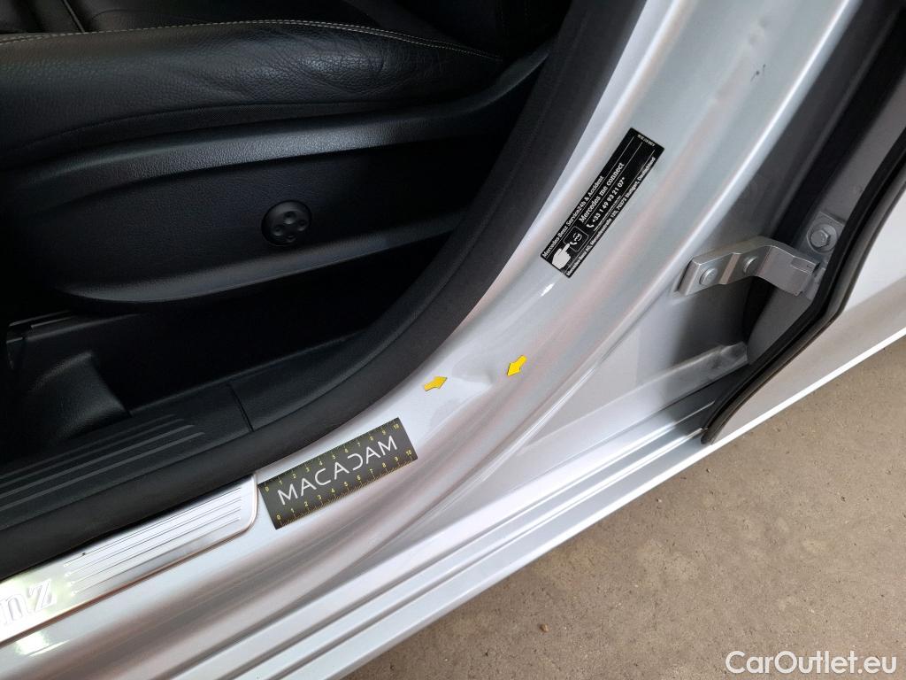  Mercedes  B-Klasse MERCEDES-BENZ Classe B / 2019 / 5P / monospace B 200 d Progressive Line Edition BA8 #1