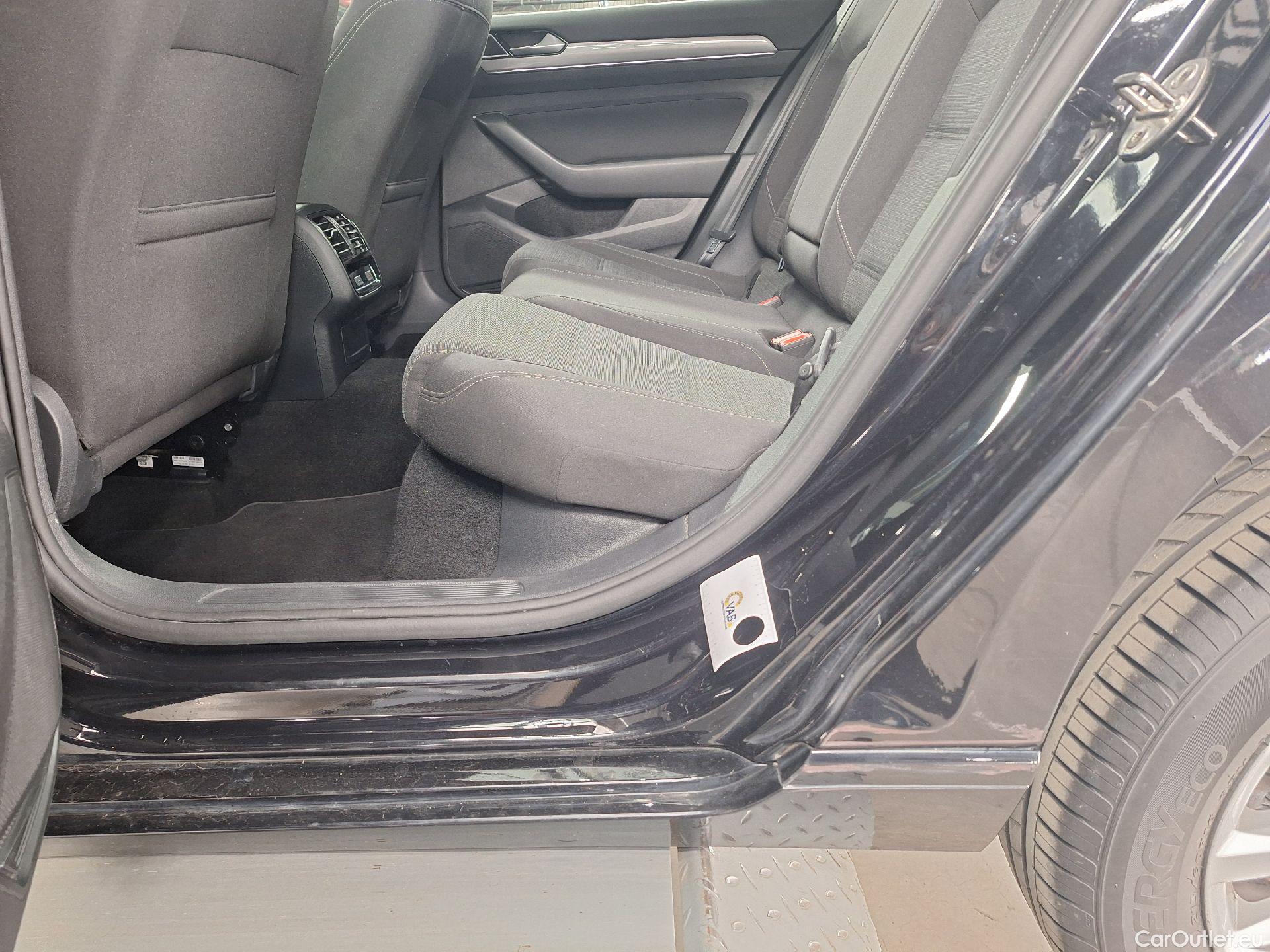  Volkswagen  Passat VW,  Variant FL'19, Volkswagen  Variant 2.0 TDI SCR 110kW Style  #39
