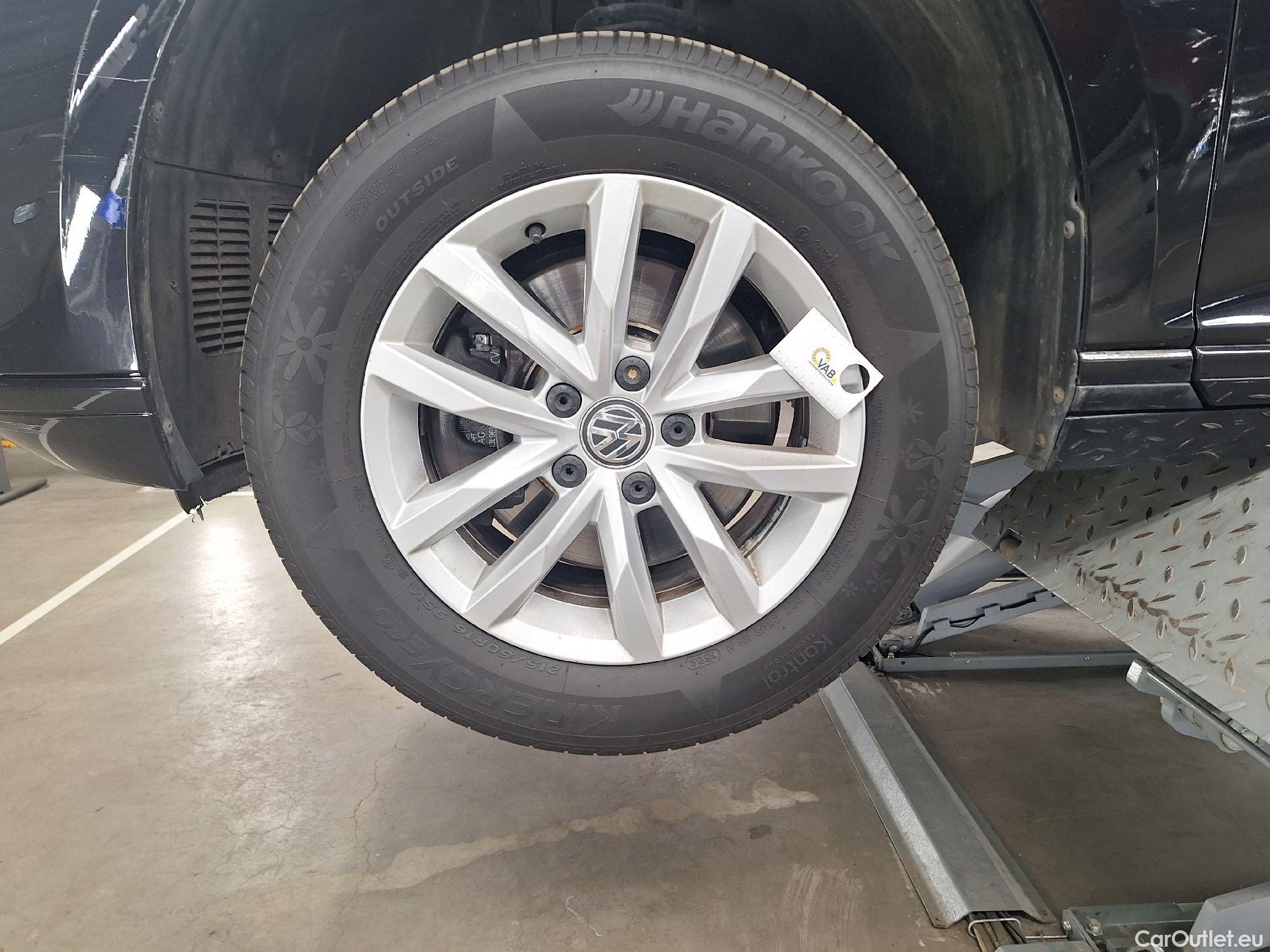  Volkswagen  Passat VW,  Variant FL'19, Volkswagen  Variant 2.0 TDI SCR 110kW Style  #32