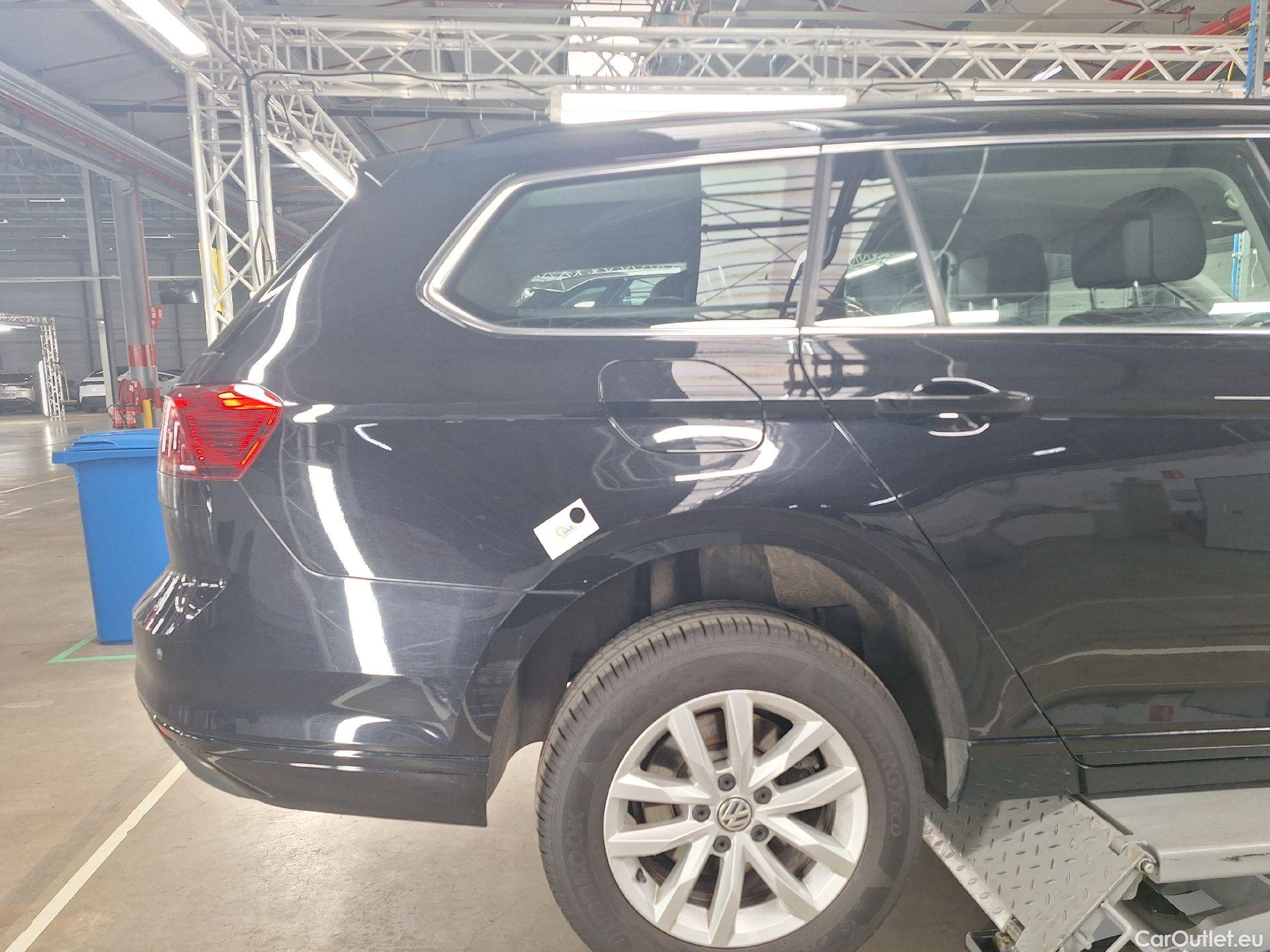  Volkswagen  Passat VW,  Variant FL'19, Volkswagen  Variant 2.0 TDI SCR 110kW Style  #51
