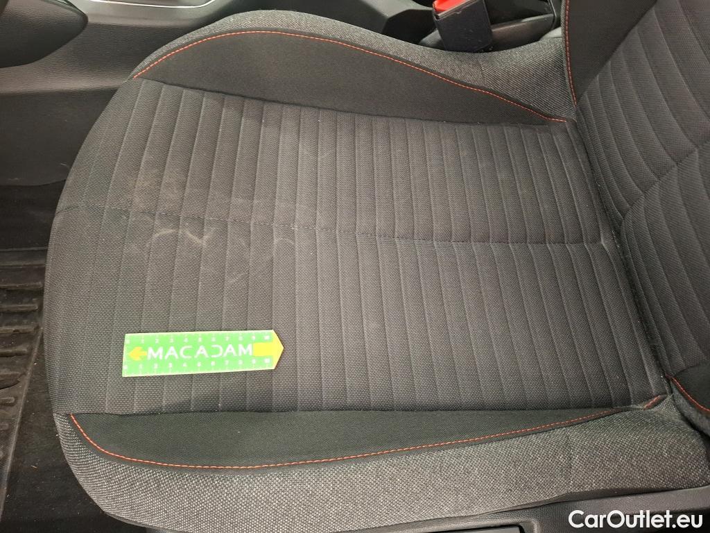  Peugeot  208 PEUGEOT  / 2019 / 5P / Berline Puretech 75 S&S Active Business #44
