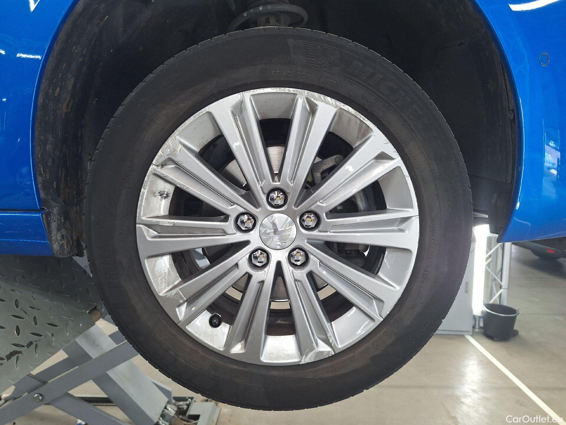  Peugeot  308 Peugeot,  FL'17,  1.5BHDi 130 Allure Pa.EAT8 #32