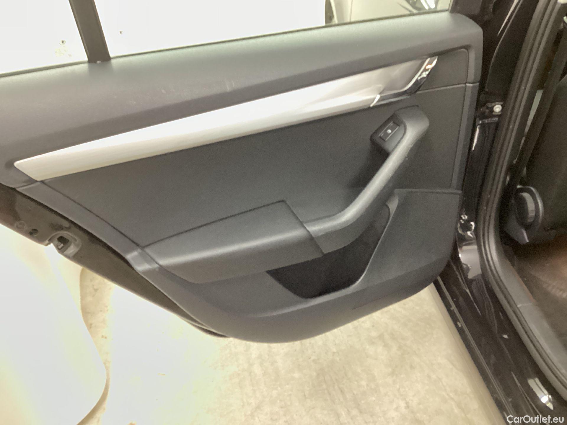  Skoda  Octavia Skoda,  Combi FL'16, Skoda  Combi 1.5 TGI 96kW DSG 7 G-Tec Ambit #48