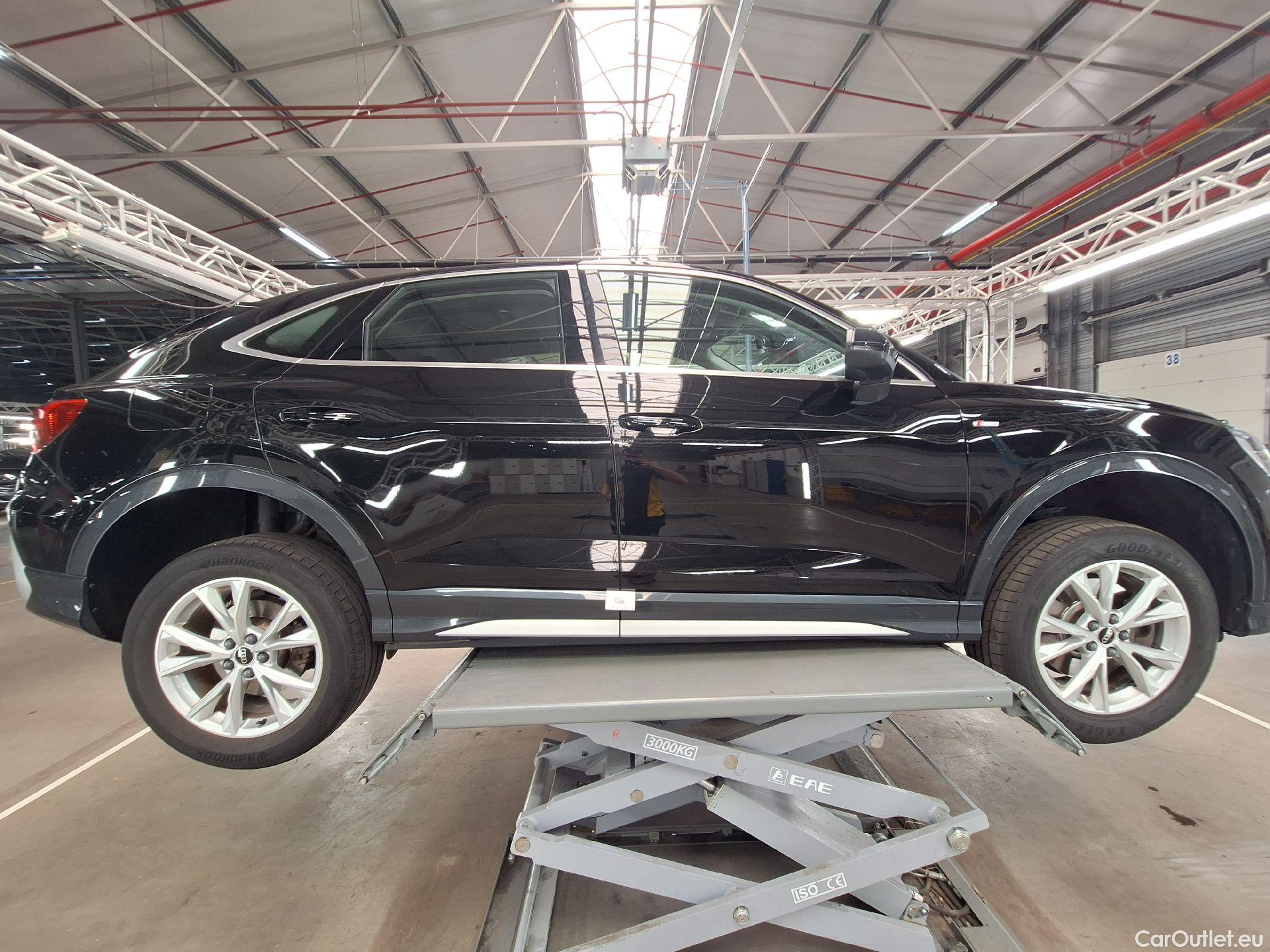  Audi  Q3 Audi,  SB '19 PHEV,  SB 45 TFSie PHEV S Li.Str. #15