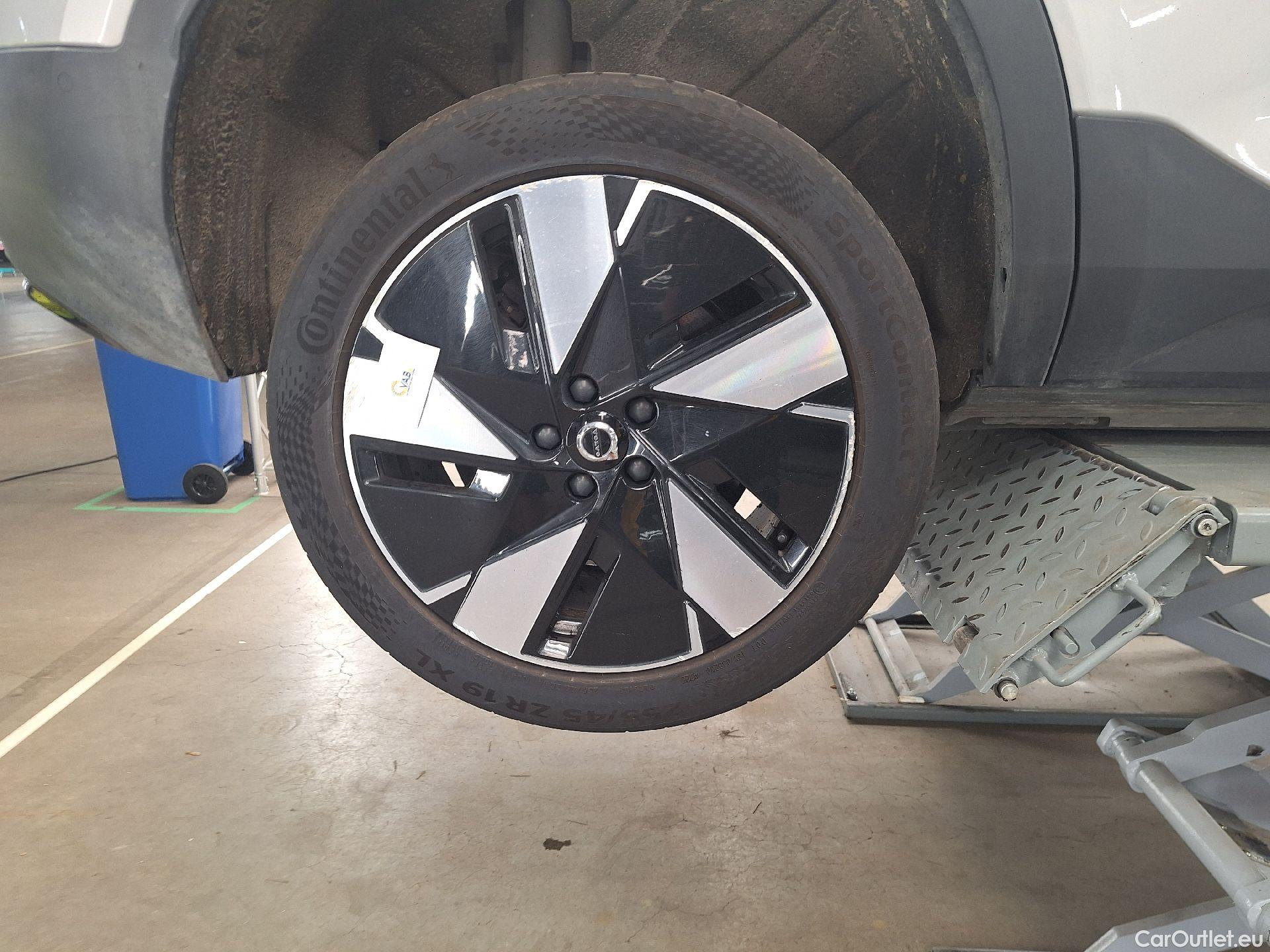  Volvo  XC 40 Volvo, XC40 FL'21 BEV, XC40 Recharge 185kW ER Ultim. #23