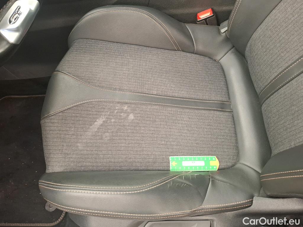  Peugeot  3008 PEUGEOT  / 2016 / 5P / SUV Hybrid4 300 e-EAT8 GT Line #1