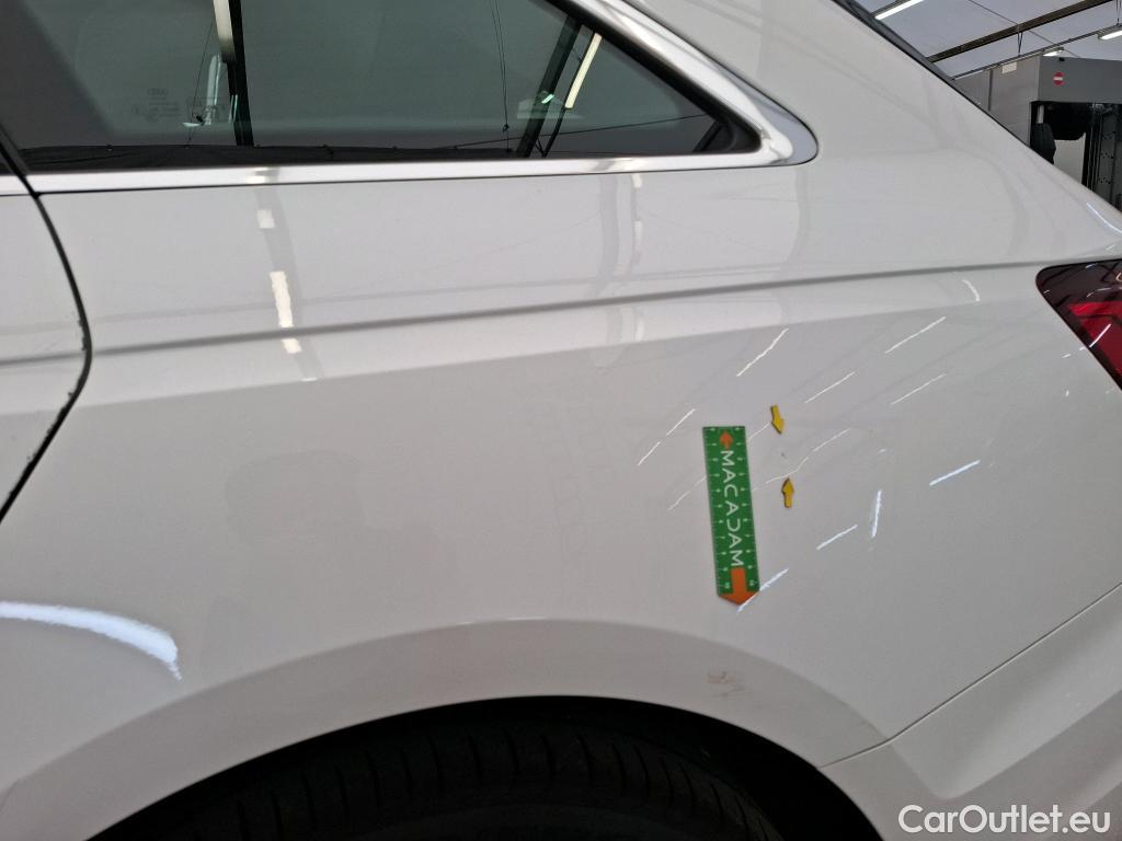  Audi  A4  Avant 30 TDI Business Line 2.0 TDI 135CV BVA7 E6d #16