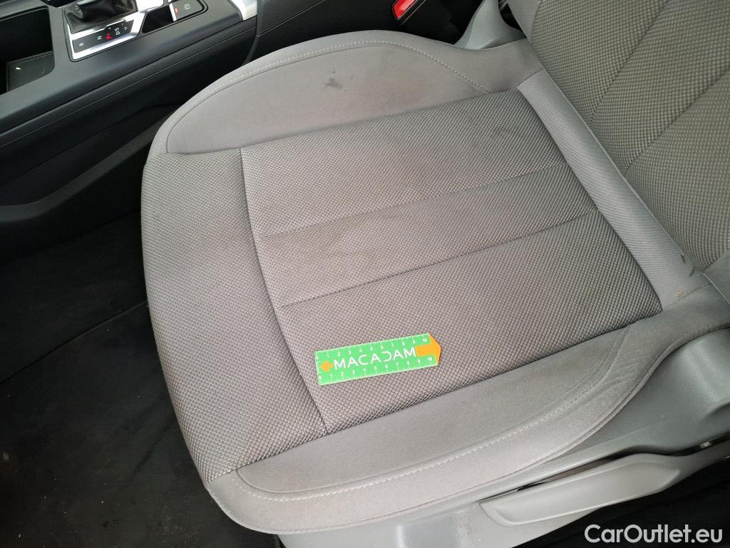  Audi  A4  Avant 30 TDI Business Line 2.0 TDI 135CV BVA7 E6d #24