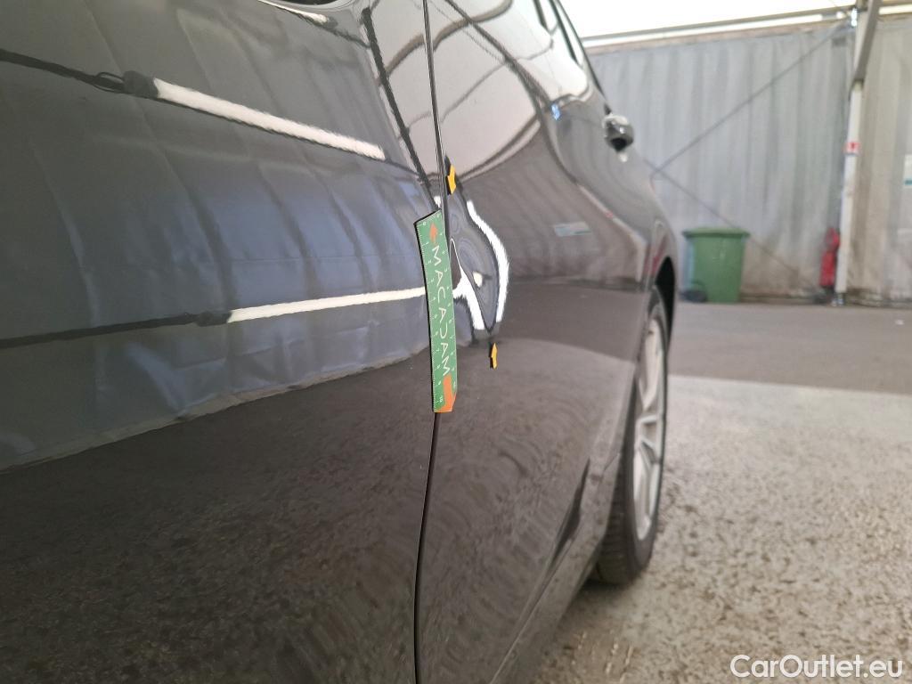  Bmw  Serie 3 BMW Série 3 Touring / 2022 / 5P / Break 318d 150ch Business Design BVA8 #2