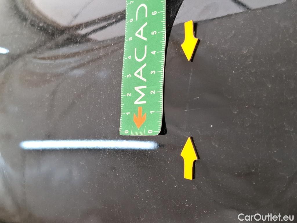  Citroen  C4 CITROEN  X / 2022 / 4P / Berline PureTech 130 S&S EAT8 Shine #12