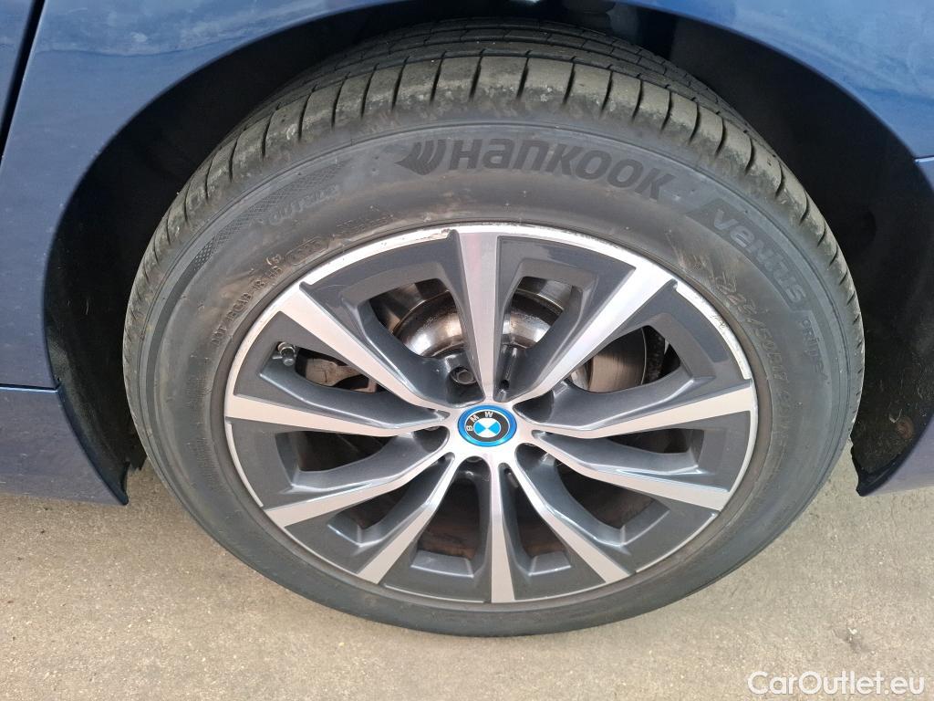  Bmw  Serie 3 BMW Série 3 Touring / 2019 / 5P / Break 320e 204ch Business Design BVA8 Hybride #38