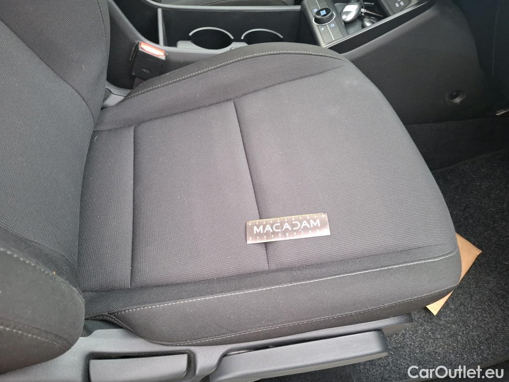  Hyundai  Konna Kona Intuitive Hybrid 2WD 1.6 T-GDI 140CV BVA6 E6d #3