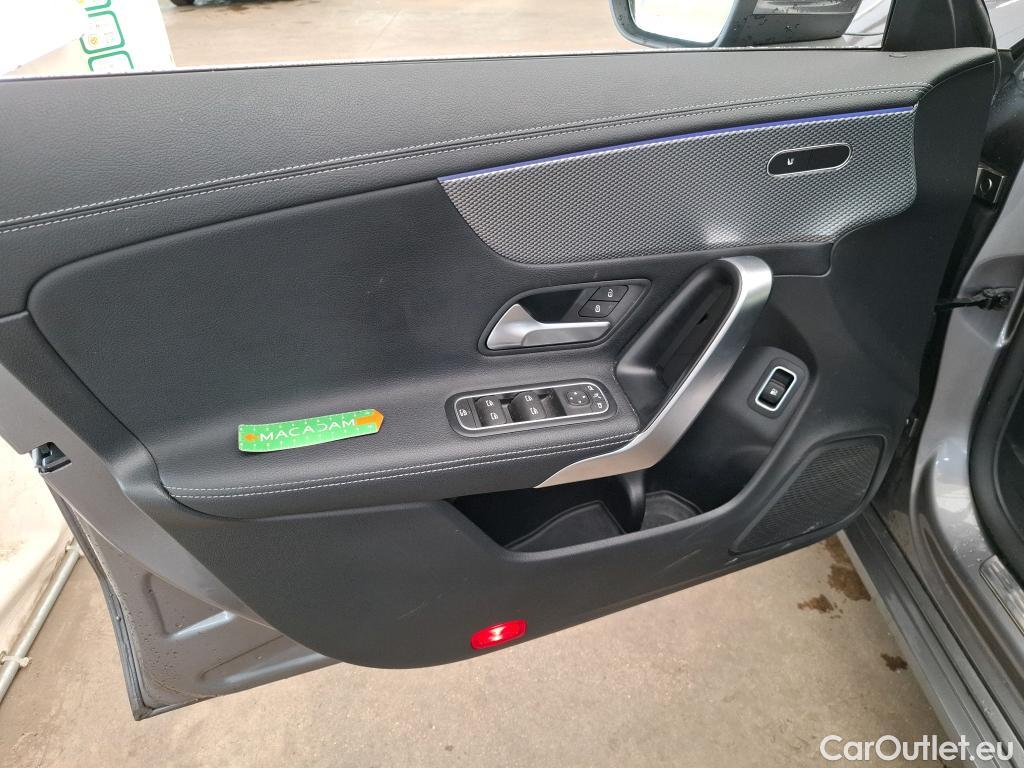  Mercedes  CLA-Klasse MERCEDES-BENZ CLA Shooting Brake / 2019 / 5P / Break CLA 250 e Business Line #18