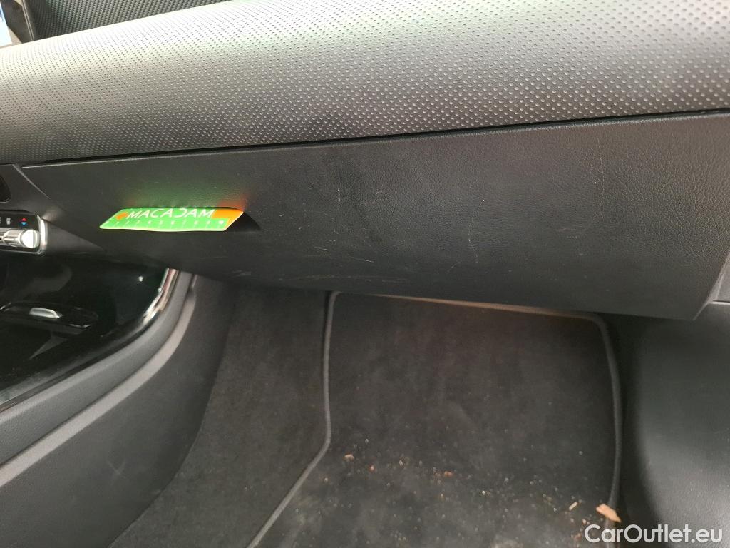  Mercedes  CLA-Klasse MERCEDES-BENZ CLA Shooting Brake / 2019 / 5P / Break CLA 250 e Business Line #24