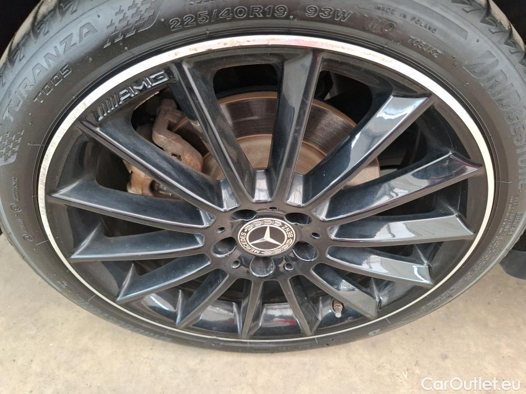  Mercedes  CLA-Klasse MERCEDES-BENZ CLA Coupe / 2019 / 4P / Coupé CLA 250 e AMG Line #24