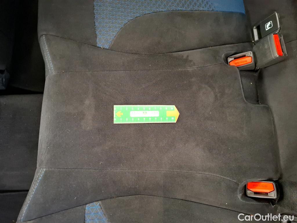  Bmw  Serie 1 Série 1 Berline 118 d M Sport 2.0 150CV BVA8 E6d #50