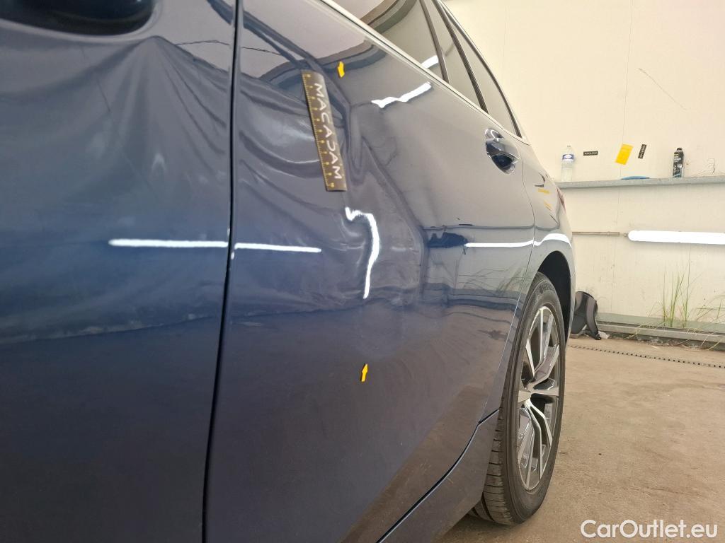  Bmw  Serie 3 BMW Série 3 Touring / 2019 / 5P / Break 320e 204ch Business Design BVA8 Hybride #3