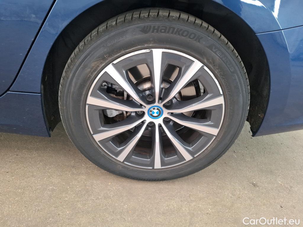  Bmw  Serie 3 BMW Série 3 Touring / 2019 / 5P / Break 320e 204ch Business Design BVA8 Hybride #29