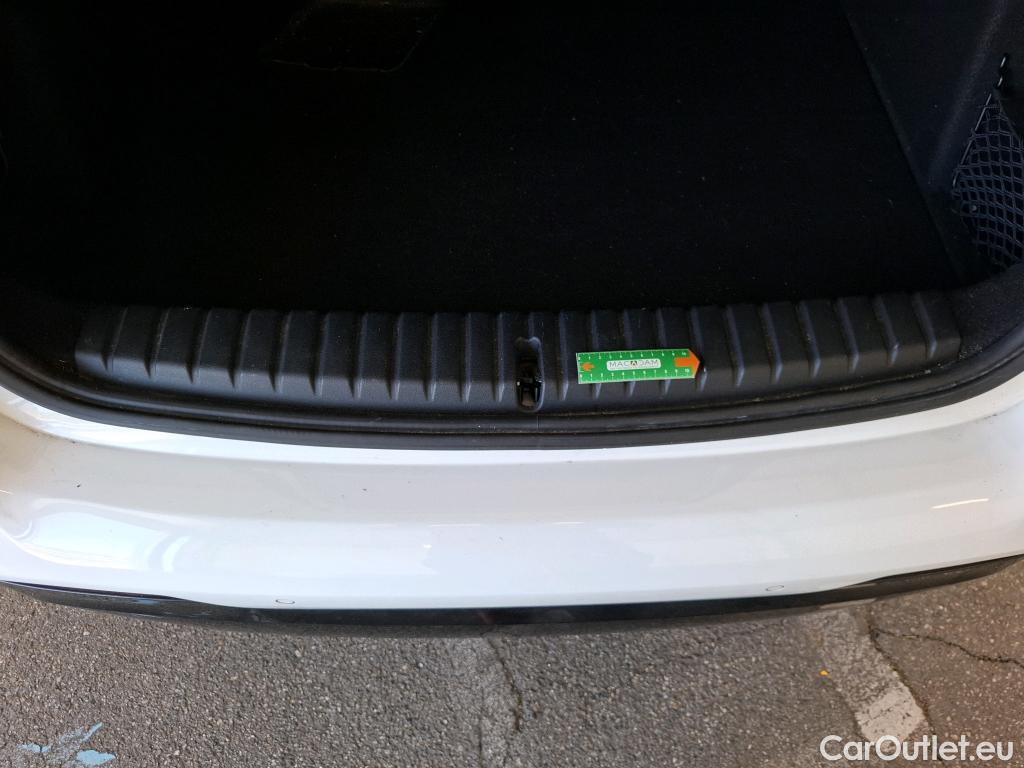  Bmw  Serie 1 Série 1 Berline 118 d M Sport 2.0 150CV BVA8 E6d #56